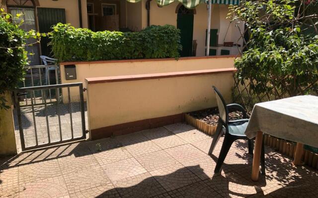 Appartamento curato con giardino
