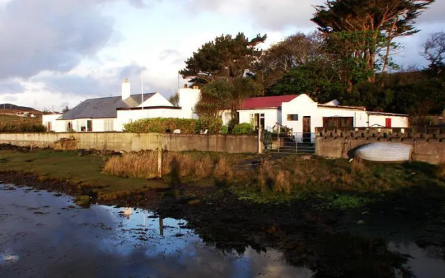 Bleanaskill Lodge & Achill Secret Garden