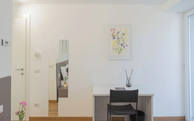 Pozzo Vertical Apartment With Garden and Parking by Rent all Como