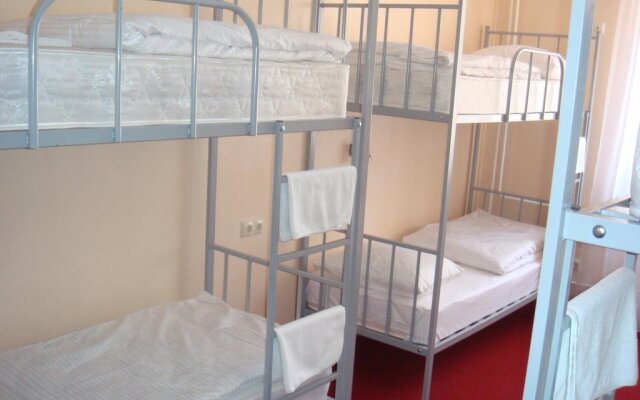 Hostel 490