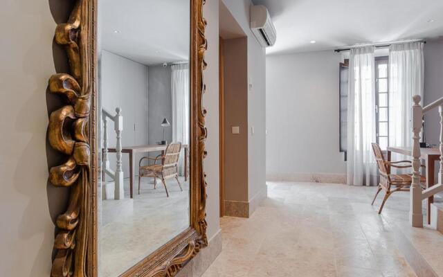 Chacon Apartments  Suites