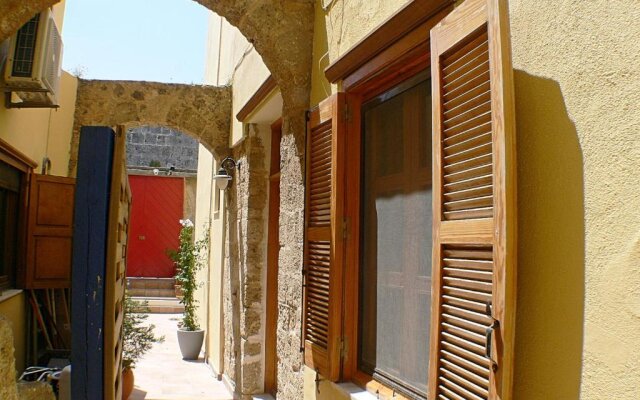 Maison Roxanne Medieval City By Rhodes4vacation