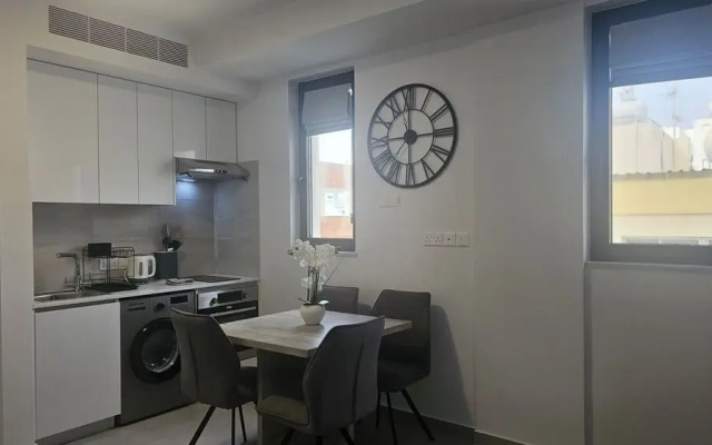86 LCA - Stay Mackenzie Beach Luxurious Studio