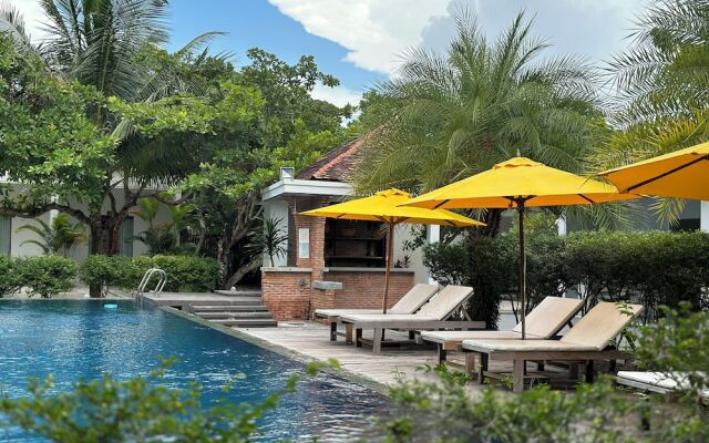 Long Set Resort
