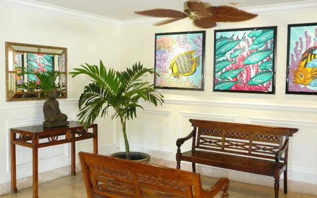 Castle Waikiki Grand Hotel