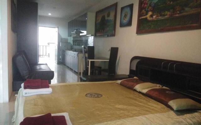 Wongamat Privacy Apartment for 1-6 People