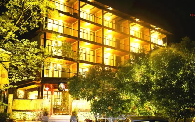 Qixin Jiuyin Inn Yangshuo