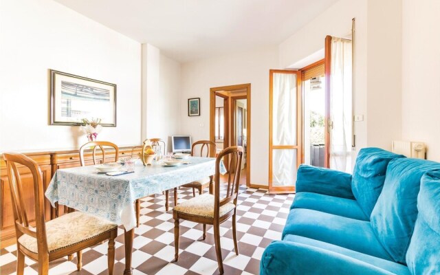 Stunning Apartment in Villa Rosa TE With 2 Bedrooms