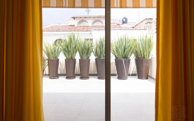 Casa Montore by Barrio Mexico