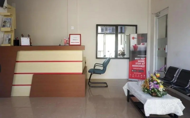 RedDoorz near Akademi Kepolisian Semarang