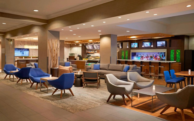 Courtyard by Marriott Downtown Toronto