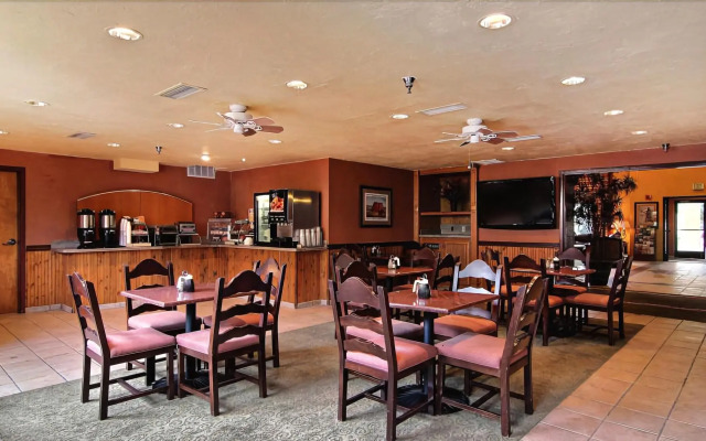 Ruidoso Mountain Inn