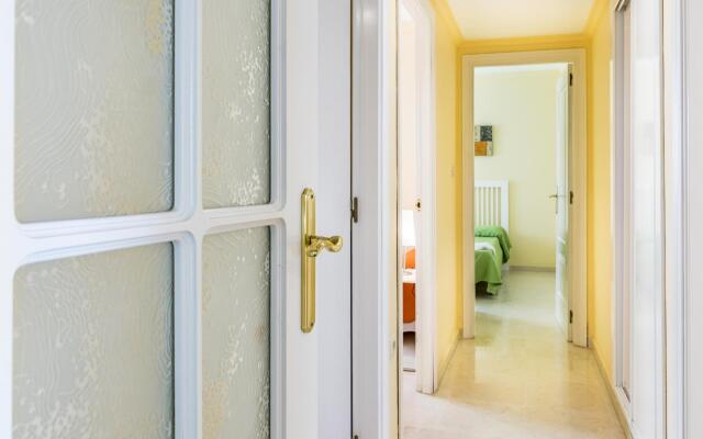 Great Holidays In Marbella Banana Beach 333