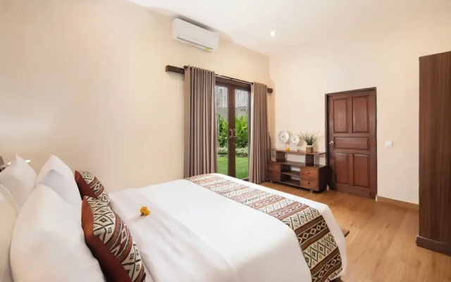 Red Lotus Villa Seminyak