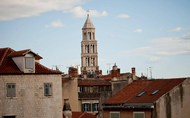 Marmontova Luxury Rooms