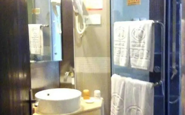 Motel 168