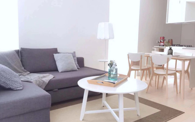 Brand New Stunning Home with Garden – Guest Rooms – Melbourne