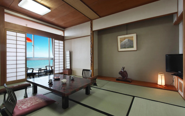 Futami Onsen Hotel Seikai – Guest Rooms – Ise