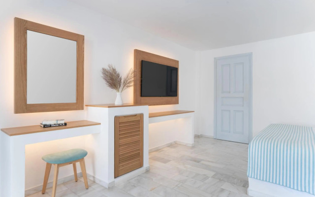 Santorini Kastelli Resort