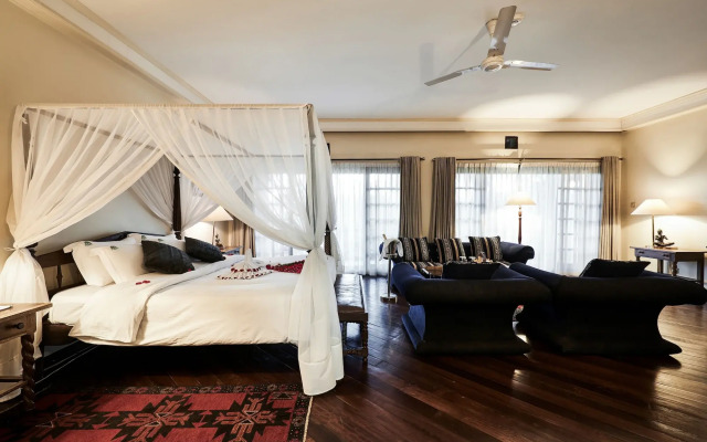 Safari Park Hotel And Casino