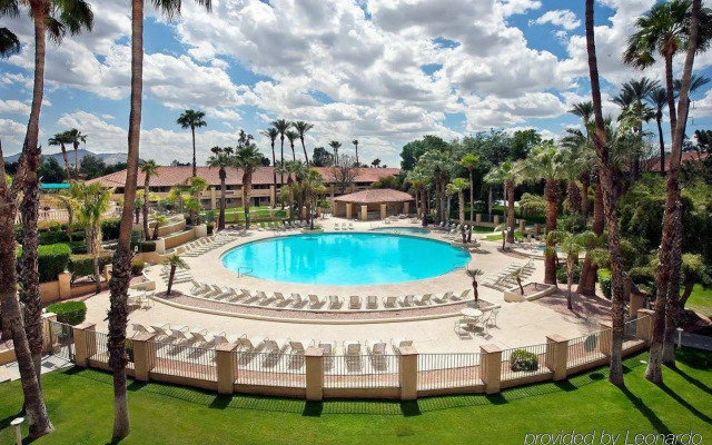 Embassy Suites Phoenix - North