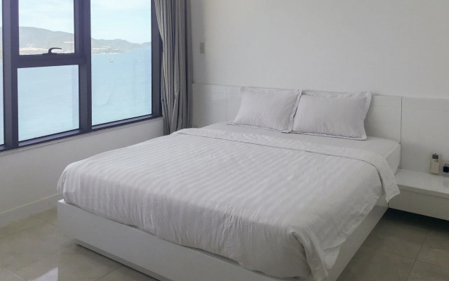 Sunrise Ocean View Apartment