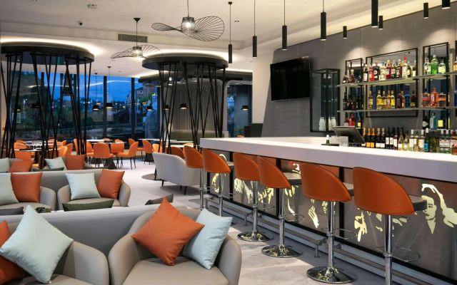Spark by Hilton Luton