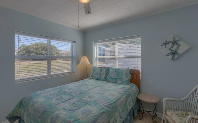 Great Beach Escape Apartment 4 Bedroom