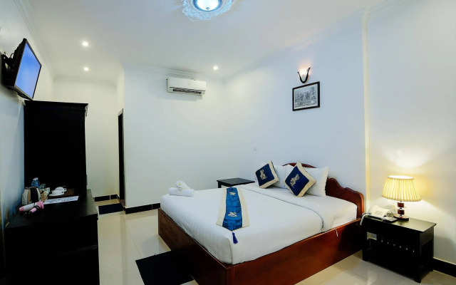 Mango Angkor Boutique
