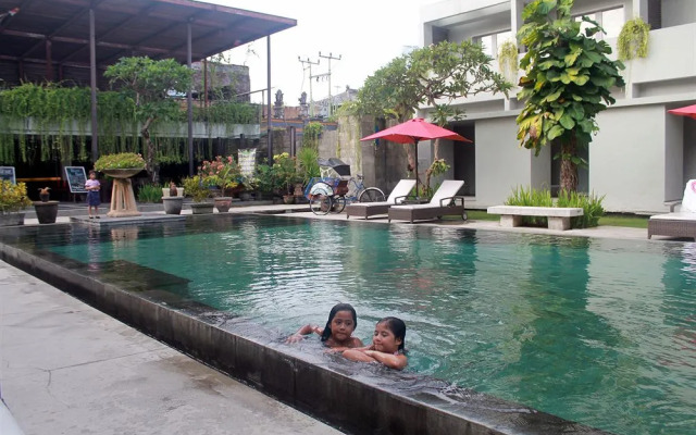 Flagship 760 Oasis Kuta