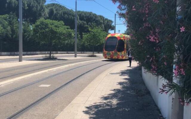Appartement Mimosa, tram 2, parking