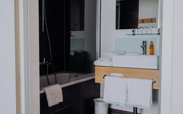 Levy's Rooms & Breakfast