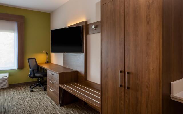 Holiday Inn Express Hotel & Suites Fairburn by IHG