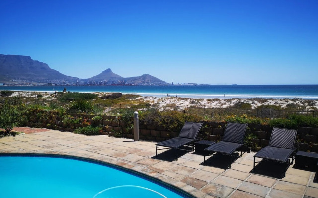 Family Cape Town Beachfront Apartment