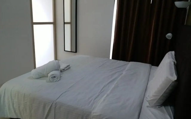 Dashing 1BR Next To Surian MRT 31