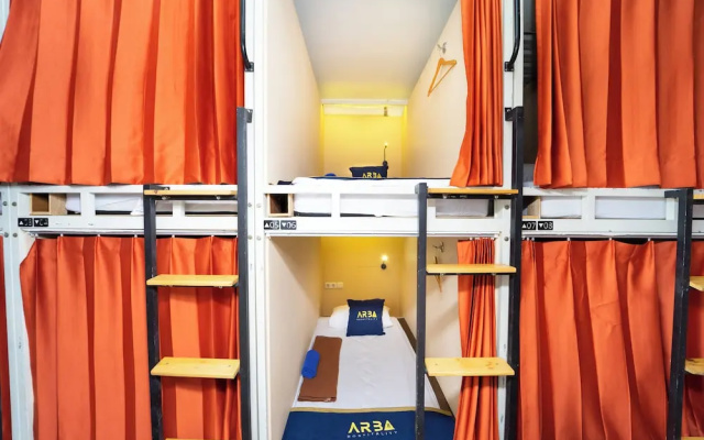 Peta Lodge Backpacker Hostel – Guest Rooms – Yogyakarta