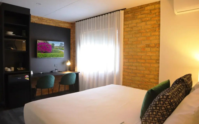 Comfort Inn & Suites Robertson Gardens