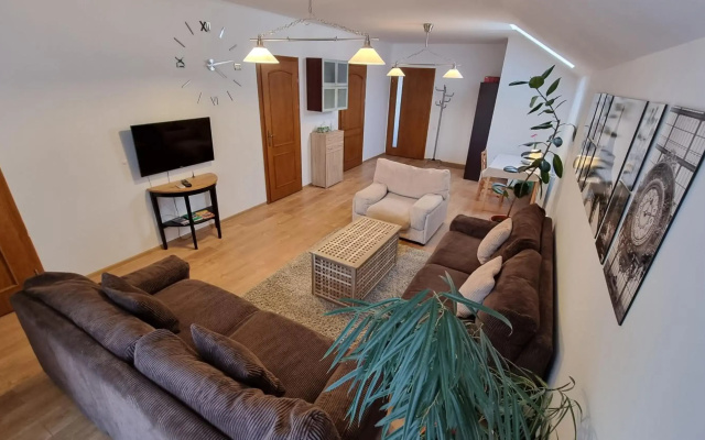 RORO Residence