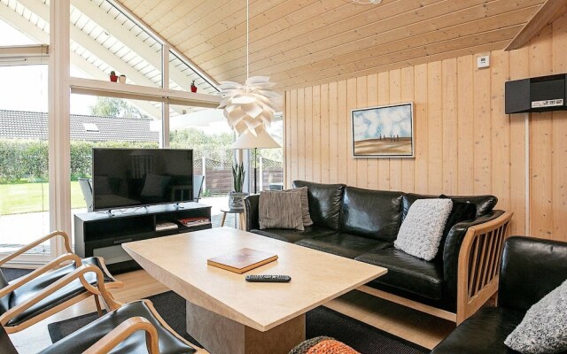 Luxurious Apartment in Væggerløse With Sauna