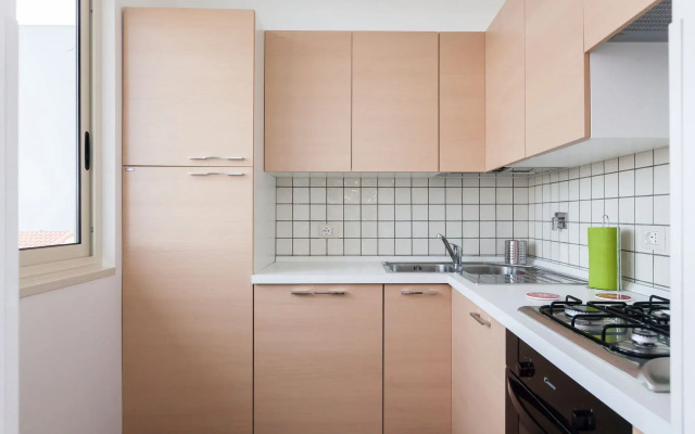 Almes Apartments