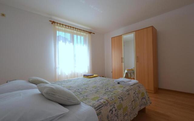 Apartment Anica