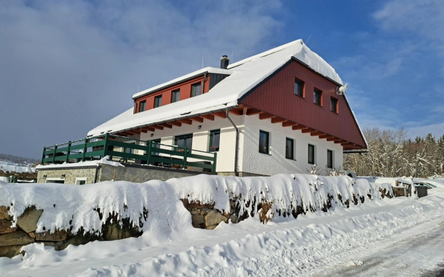 ŠUMAVSKÉ zaSTAVENÍ