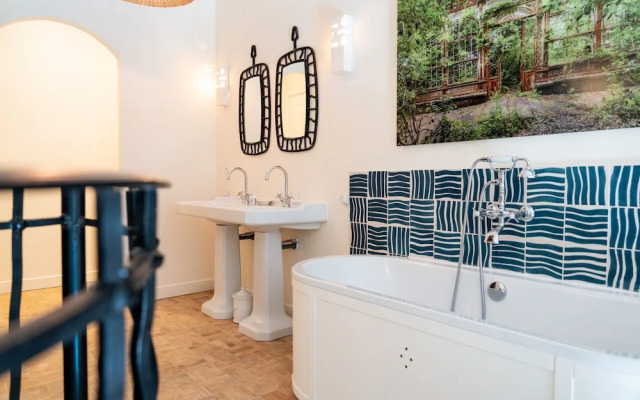 Château les Crostes