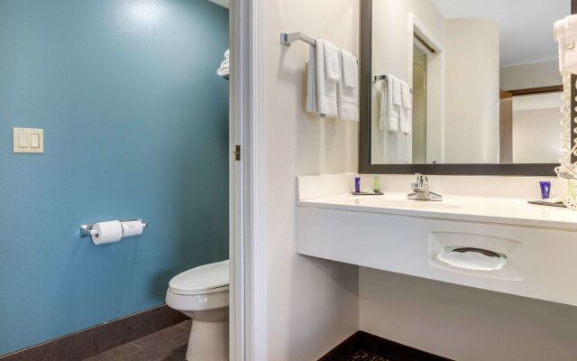 Sleep Inn & Suites