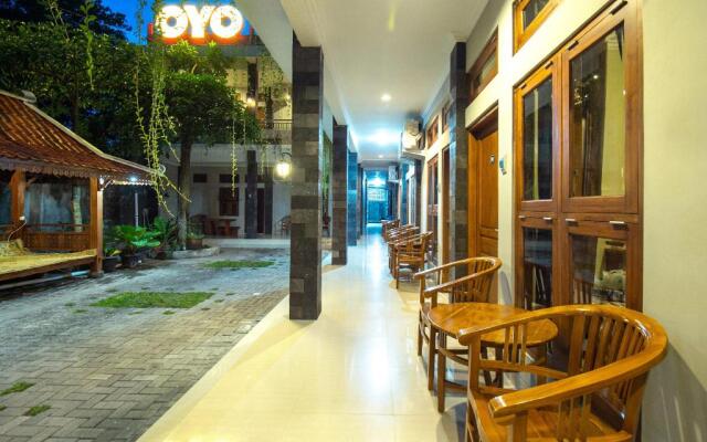 OYO 594 Joglo Manggisan Syariah