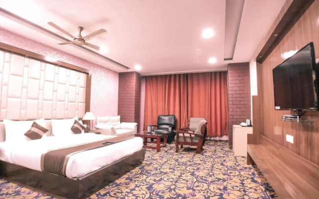 Hotel Vishnu Empire