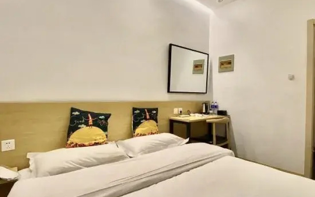 Lemon Tree Hotel