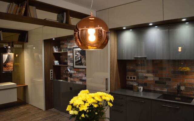 FM Luxury 1-BDR Apartment - Brick'n'wood