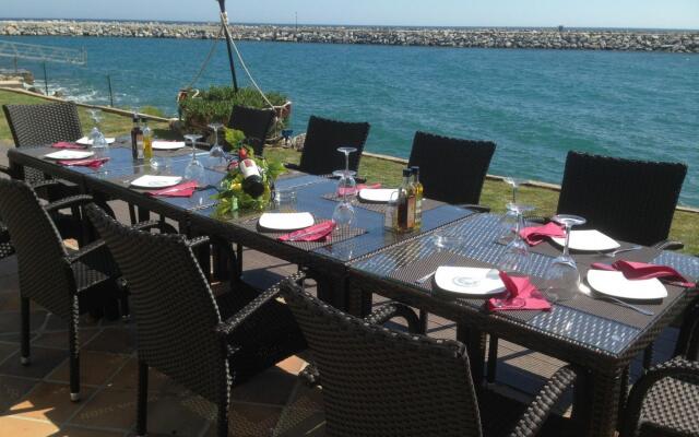 29736 - Beachside Apartment