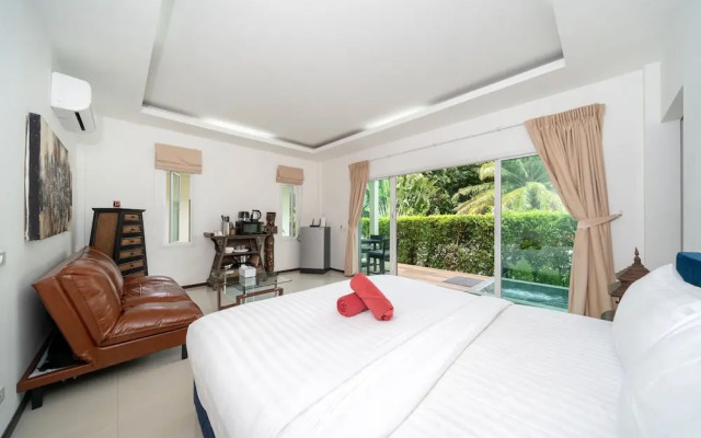 NaiHarn Private Oxavia Garden Bungalows